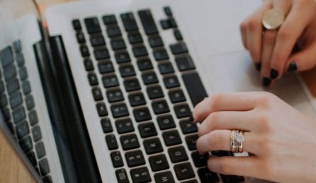 laptop square